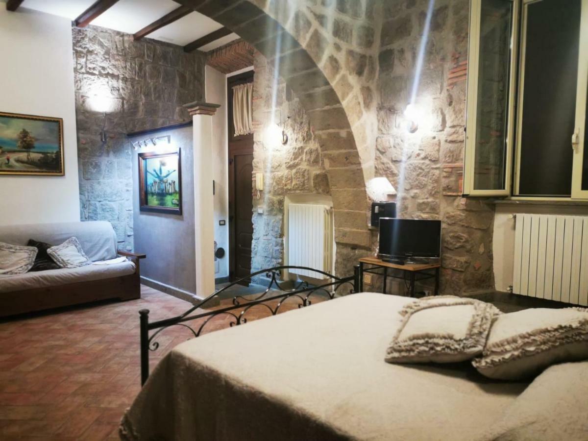 Fine House In Tuscia Centro Storico Viterbo Lejlighed Eksteriør billede